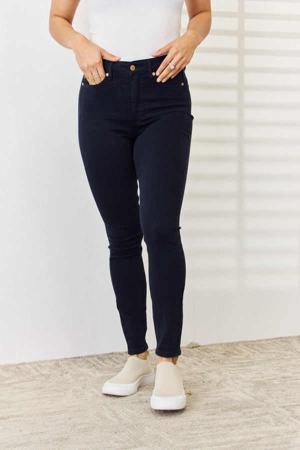 Jean skinny taille haute teint en pièce Judy Blue