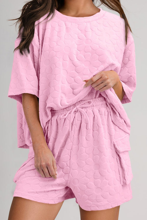 Ensemble haut à manches courtes et short à col rond